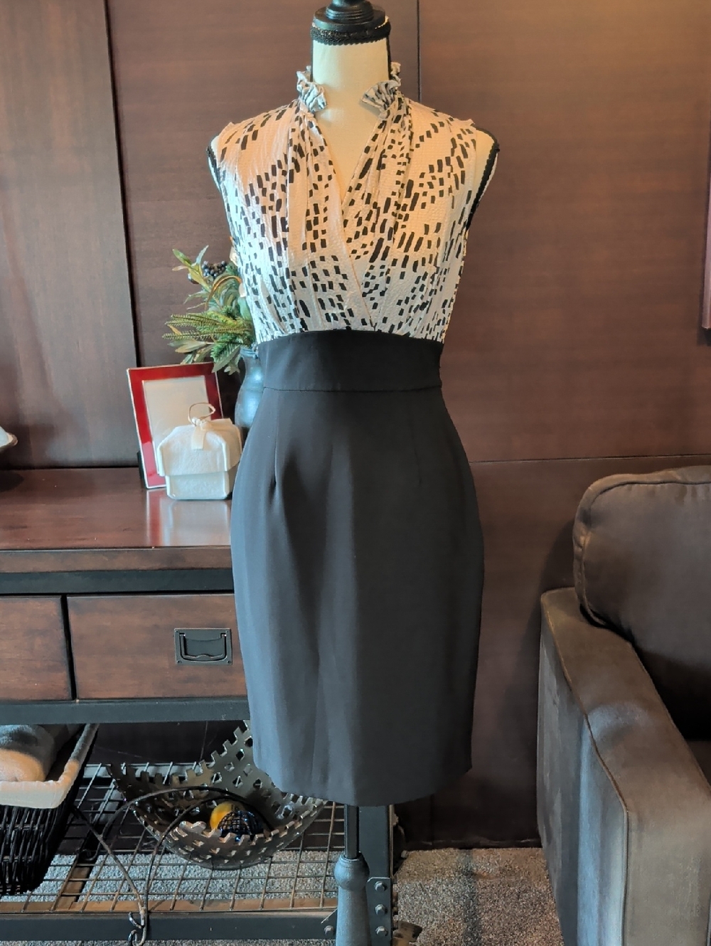White House Black Market Black and White Printed Dress